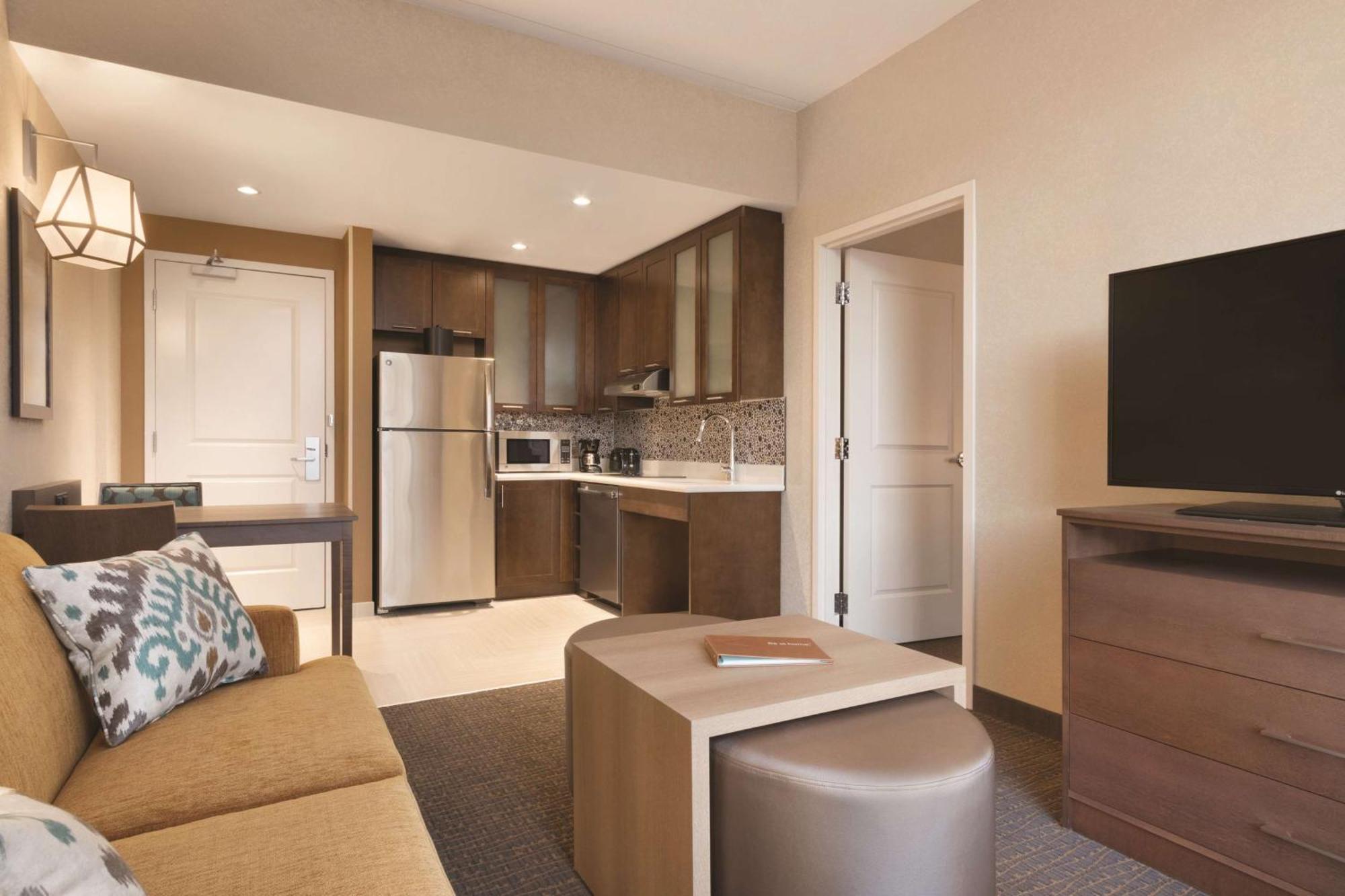 Homewood Suites By Hilton Calgary Downtown Екстер'єр фото