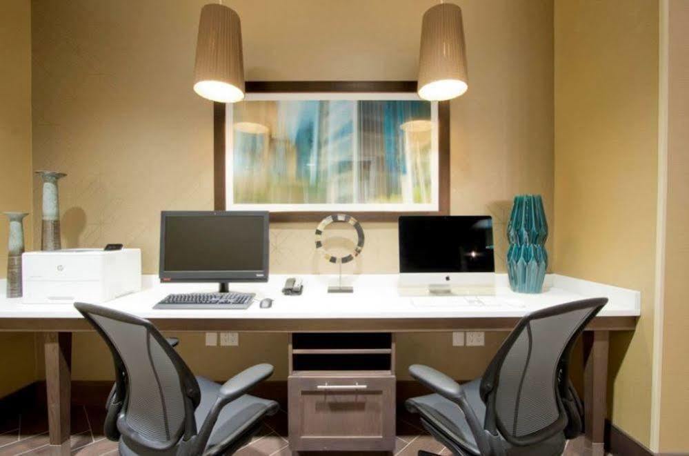 Homewood Suites By Hilton Calgary Downtown Екстер'єр фото